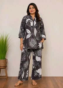 Brown floral co ord set 🤎