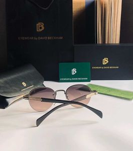 DAVID BECKHAM-SUNGLASSES**UNISEX. MODEL*