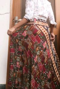 long skirt