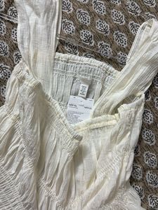 H&amp;M White Smocked Top