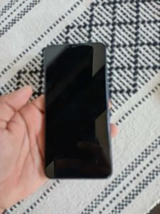 samsung and realme handset
