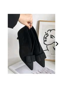 Stylish Black Kitten Heel Booties