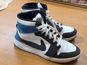 Air Jordan 1 Sneakers