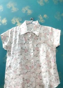 Chic Floral Print Button-Up Top