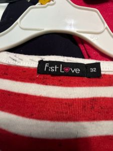 Beautiful Tshirt In Red N White Size 32