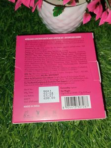 Myglamm Luscious Matte Mini Lipstick Kit