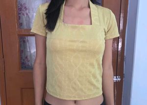 Women's Yellow Textured Crop Top