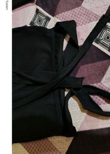 Black crop top 😎