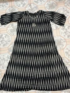 Chic Black & White Ikat Print Kurta