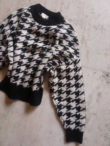 H&amp;M Houndstooth Knit Sweater ♥️