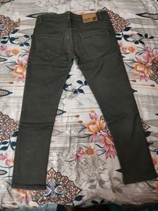 Men's Casual Olive Green Jeans