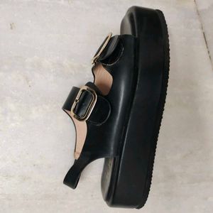 Stylish Black Platform Sandals