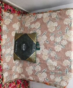 Elegant Floral Print Tulip all seasons comforter