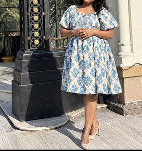 Blue Floral Puff Sleeve Dress
