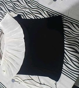 Chic Off-Shoulder Top one tym use only
