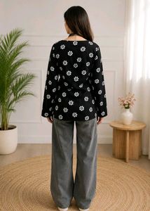 Chic Black Floral Print Square Neck Top_S