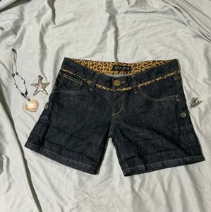 Body Nose Denim Shorts with Leopard Print Lining