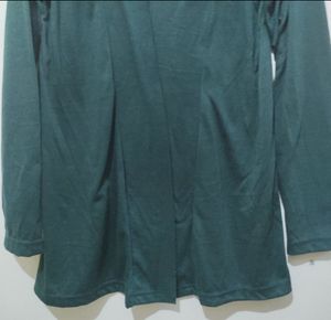 Entease dark green Shrug or cover up