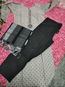 Elegant Grey Printed Kurta Set with Dupatta