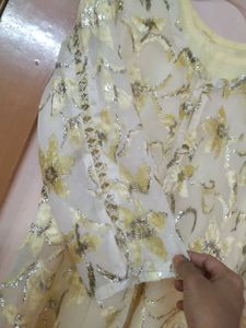Beautiful Kurti With Long Shrug ✨