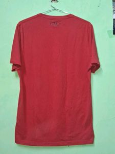 Under Armour Red T-Shirt