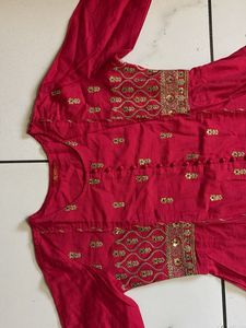 Elegant Pink Embroidered Kurta Set