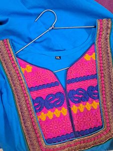 💖Vibrant Blue Embroidered Kurta