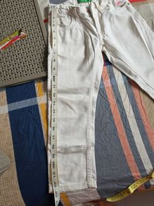 white Colored Jeans