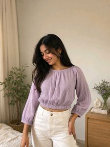 Chic Lavender Cropped Puff Sleeve Top