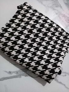Houndstooth Puff Sleeve Top