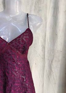 Chic Burgundy Lace Mini Dress