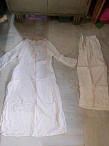 Classic Off White Chikankari Kurta Set