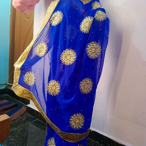 Elegant Blue &amp; Gold Saree with blouse