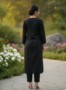 Grace Embroidered Kurta Set ✨🖤Elegant Black Kurt
