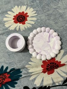 T light holder with bubble coaster