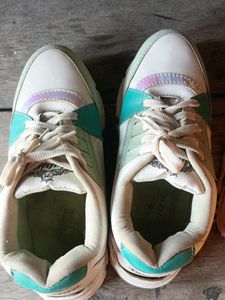 Stylish Women's Sneakers