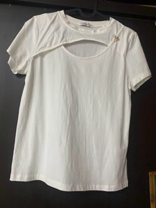 Fitted Stylish Top Off White
