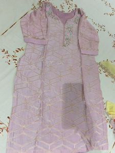 Embroidered Pink Kurta