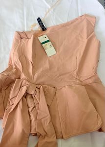 Chic One-Shoulder Peach Dress