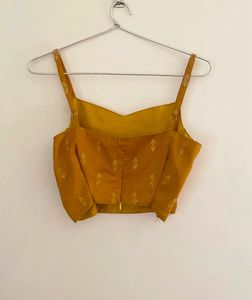 Raghavi Lehenga