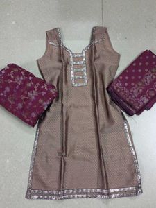 Kurta Set For Women..