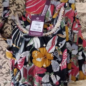 🎉Offer🎉Floral Print Kurta Set