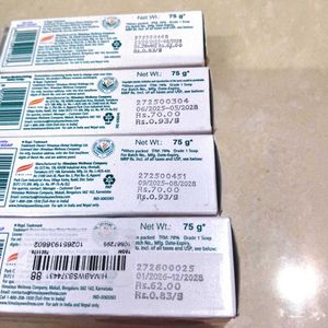 PACK OF 4 Himalaya Gentle Baby Soap 125 g | Buy 3