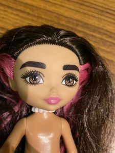 barbie extra mini Doll