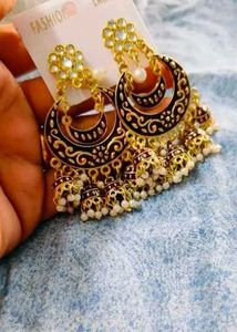 special Trendy Jhumkas on this diwali season