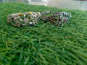 Exquisite Embellished Bracelet pack of 2 💯