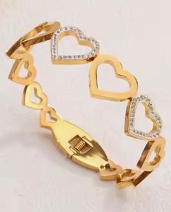 GOLD PLATED HEART BRACELET