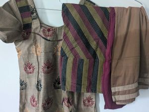 Raw silk kurta set