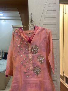 Elegant Peach Embroidered Kurta with inner skirt