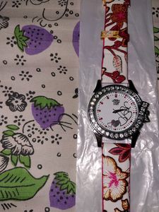 Women's Beautiful Brand New Watch- Working